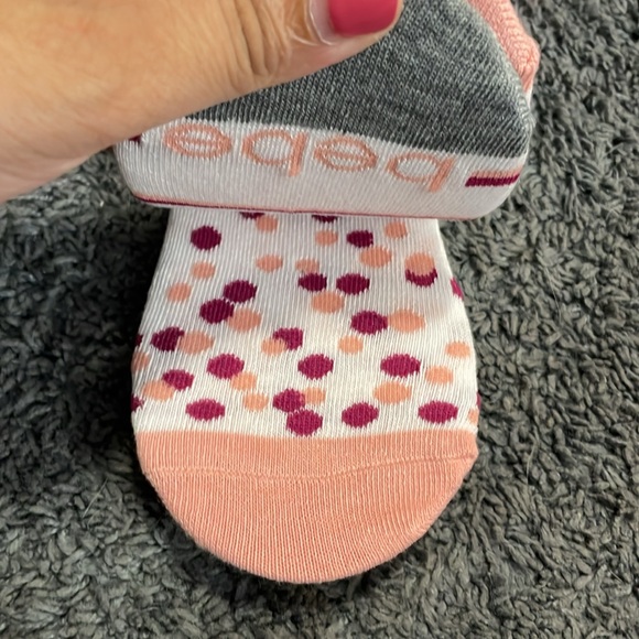 NWT set of 3 various designed Bebe brand socks - Picture 3 of 4